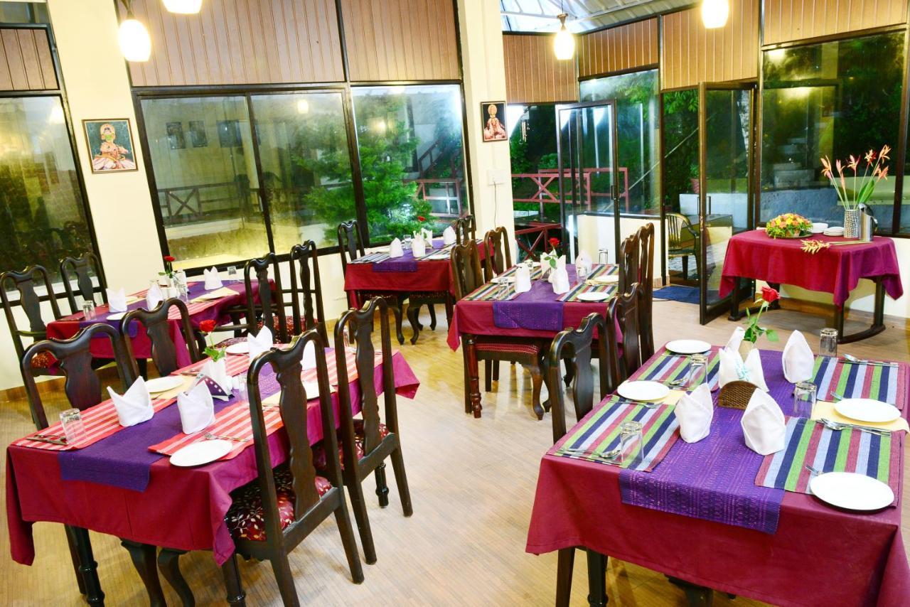 Hotel Violet Woods Munnar Exteriér fotografie